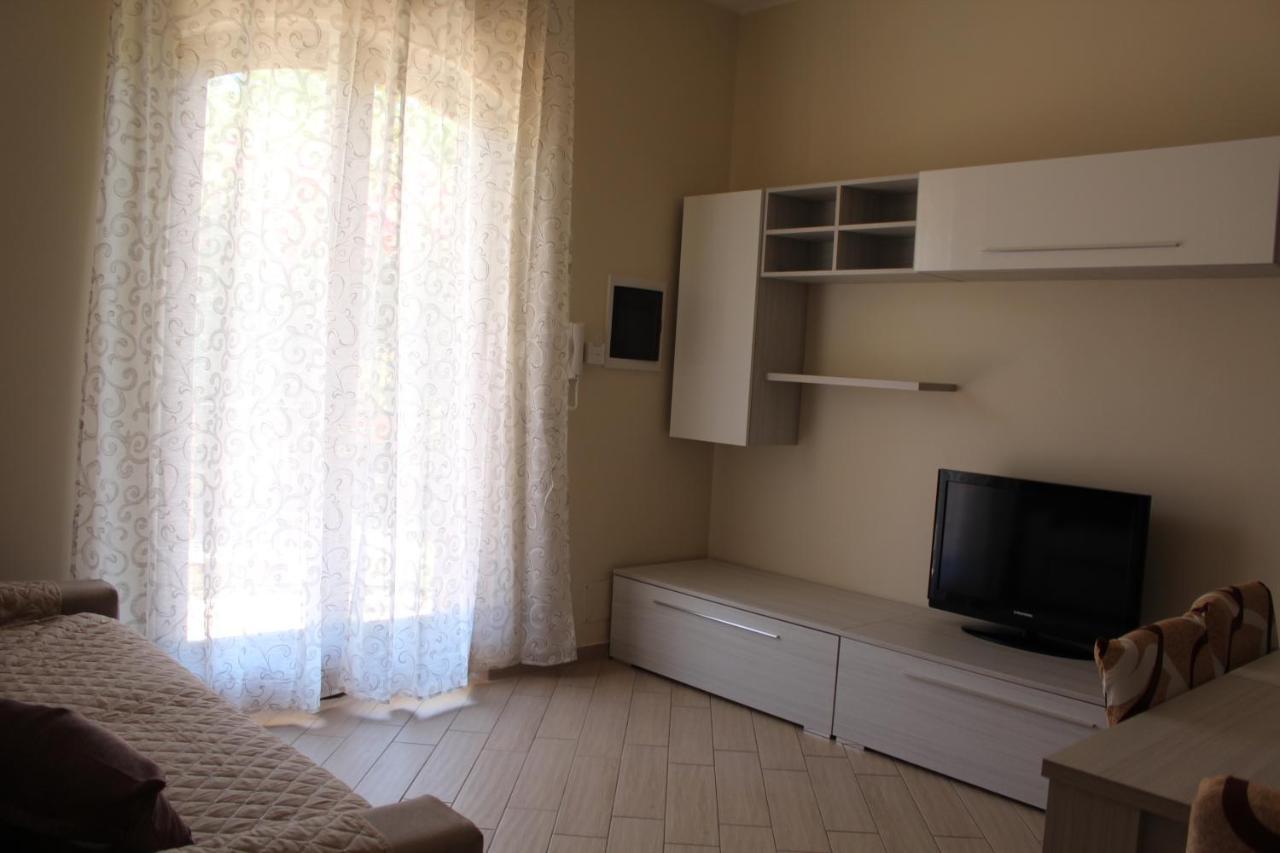 גיארדיני נאקסוס A&G Apartment Naxos-Taormina מראה חיצוני תמונה