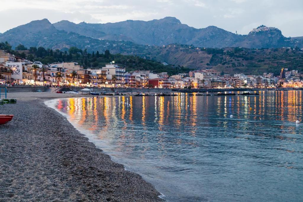 גיארדיני נאקסוס A&G Apartment Naxos-Taormina מראה חיצוני תמונה